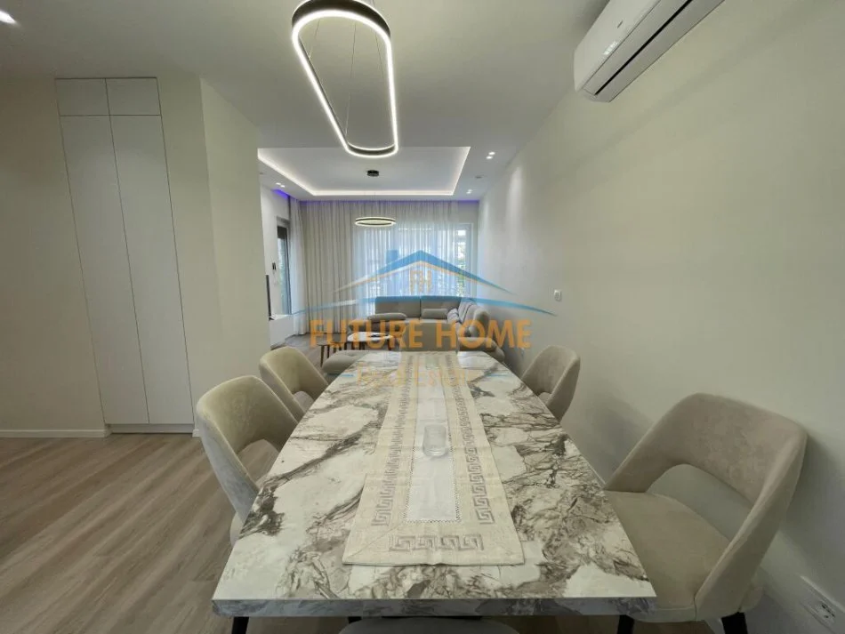 Tirane, shitet apartament 3+1+Ballkon Kati 1, 110 m² 269000€ (Park Life Residence)