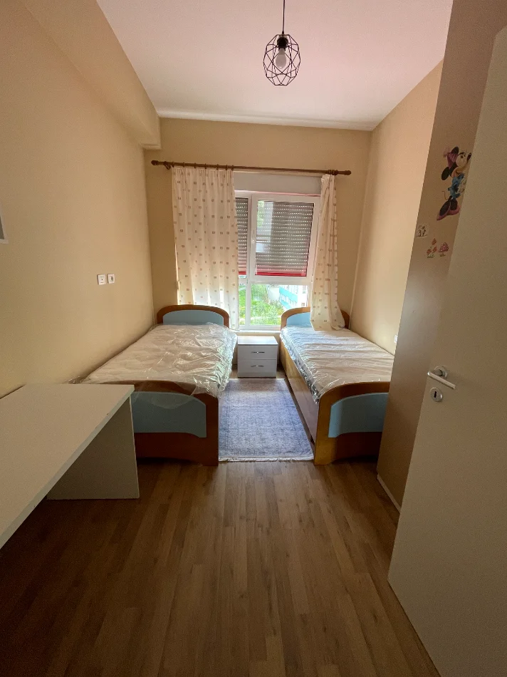 Tirane, jepet me qera apartament 2+1+Ballkon Kati 6, 60 m² 500 € (Rruga Pasho Hysa)