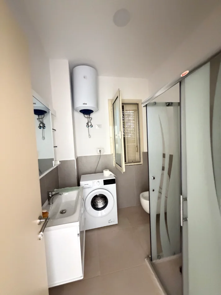 Durres, shitet apartament 1+1 Kati 0, 52 m² 68.000 € 