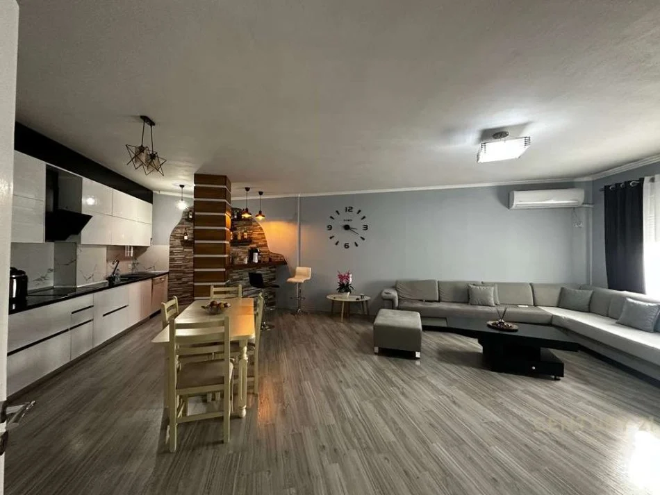 Tirane, shitet apartament 2+1+Aneks+Ballkon Kati 5, 122 m² 158.000 € (Fresk)