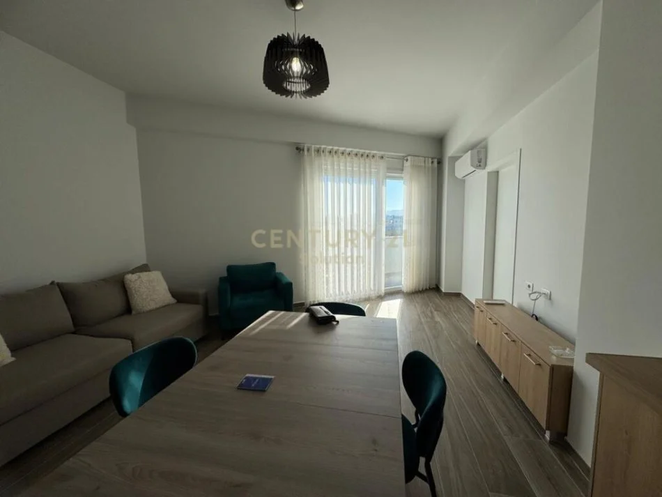 Tirane, jepet me qera apartament 2+1 Kati 6, 74 m² 600 € 