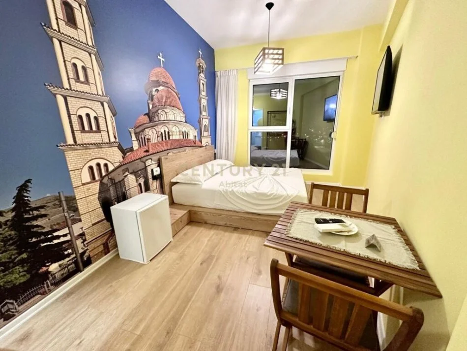 Tirane, shes apartament 4+1 Kati 9, 