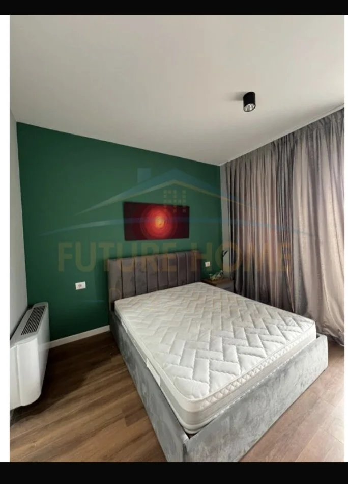 Tirane, jepet me qera apartament 2+1+Ballkon Kati 5, 100 m² 750 € (Artan lenja)
