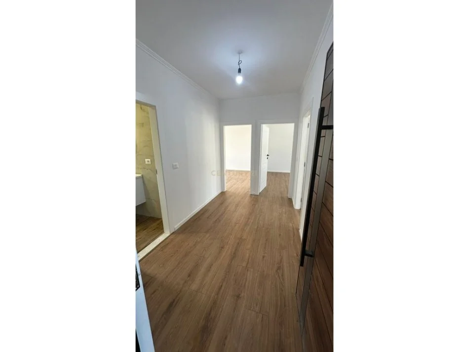 Tirane, shitet apartament 2+1 Kati 4, 73 m² 129.000 € (QSUT)