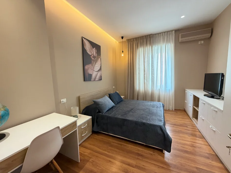 Tirane, jepet me qera apartament , 80 m² 1.300 € 
