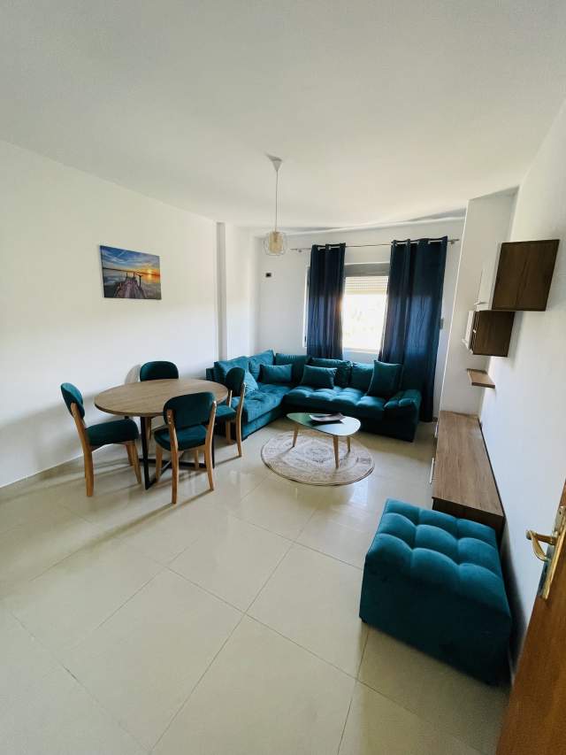 Golem, shitet apartament 1+1+BLK Kati 2, 92 m² 60.000 Euro (Rrg Kryemdhej)