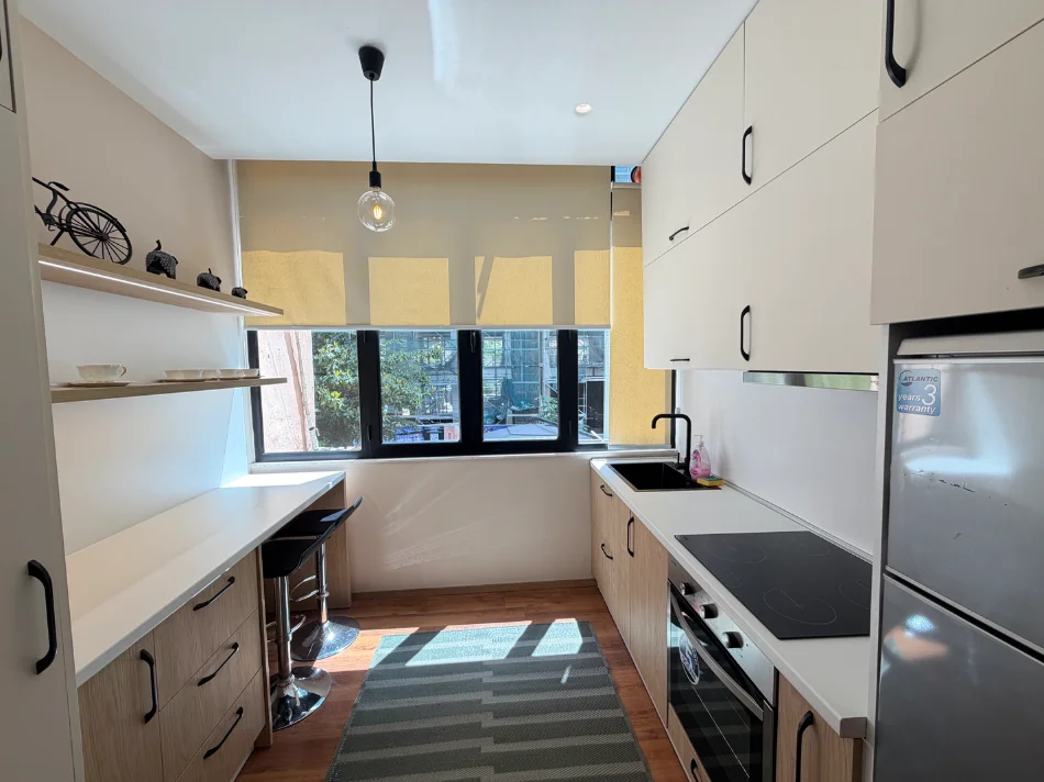 Tirane, jepet me qera apartament , 80 m² 1.300 € 