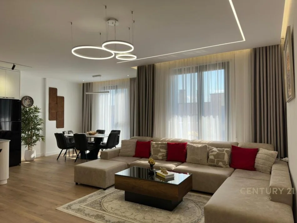 Tirane, shitet apartament 3+1 Kati 8, 156 m² 386.000 € (Porcelan)