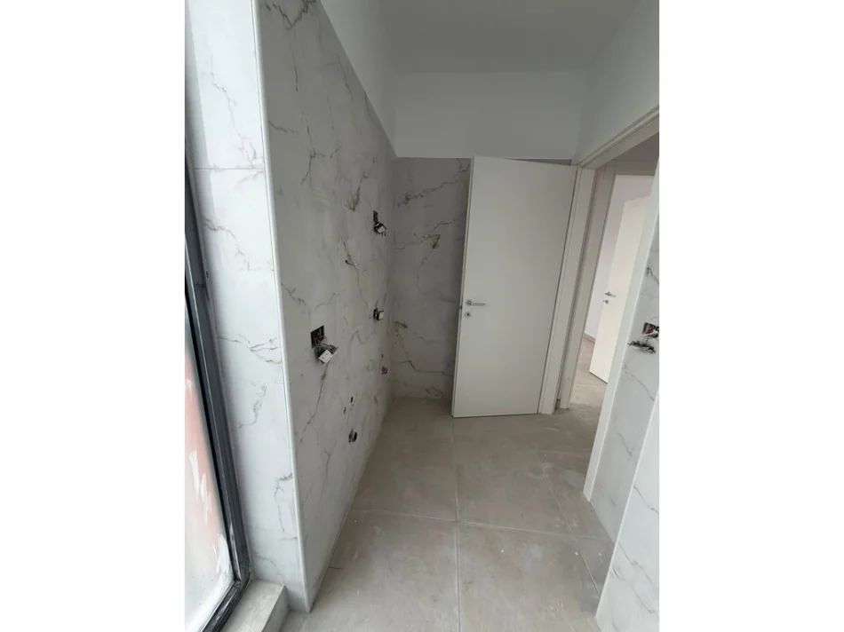 Tirane, shes apartament 1+1+Aneks+Ballkon Kati 8, 59 m² 100.300 € 