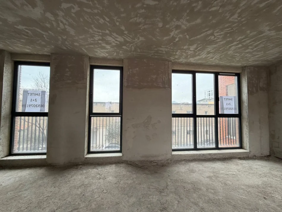 Tirane, shes apartament 2+1+Aneks+Ballkon Kati 1, 108 m² 177.800 € 