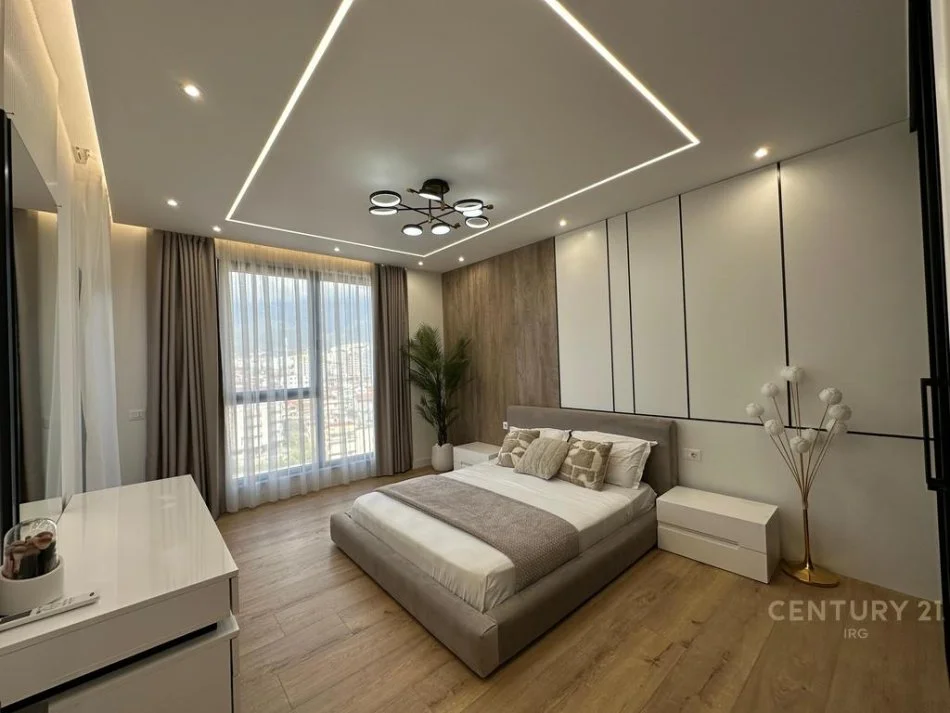 Tirane, shitet apartament 3+1 Kati 8, 156 m² 386.000 € (Porcelan)