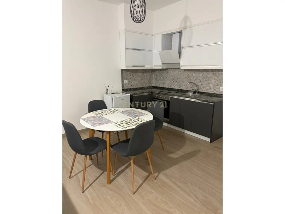 Durres, shitet apartament 1+1 Kati 6, 72 m² 120.000 € (Golem)