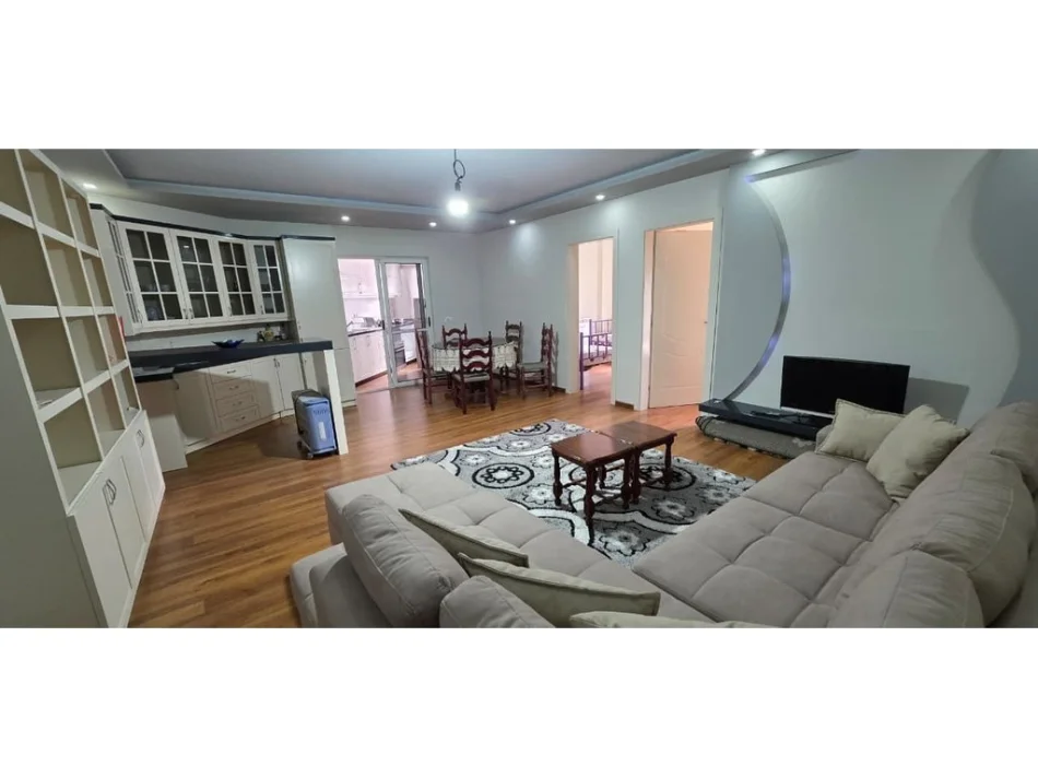 Tirane, shes apartament 2+1+Aneks+Ballkon Kati 5, 96 m² 180.000 € 
