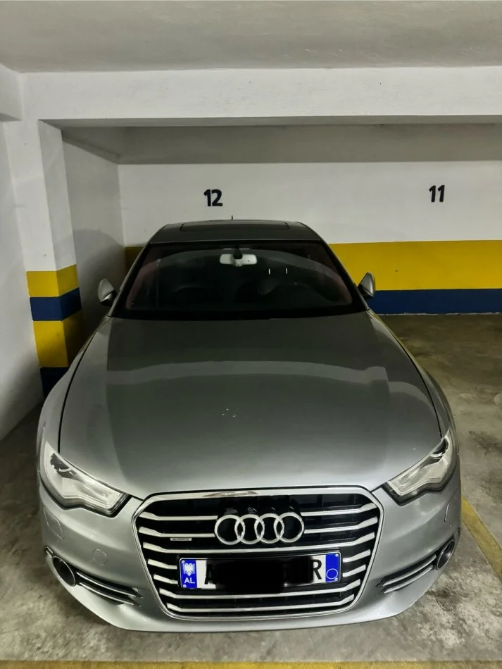 Tirane, shes makine Audi A6 Nafte, gri e erret automatik Kondicioner 240 km 12.000 €