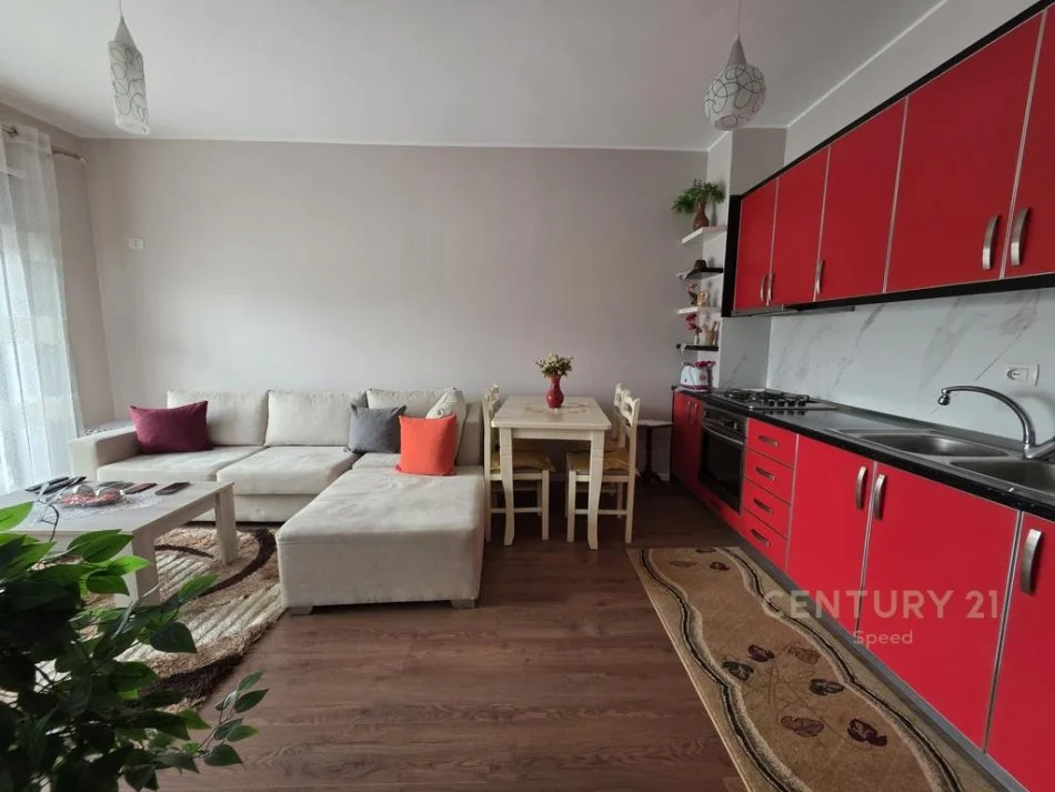 Tirane, shitet apartament 1+1 Kati 2, 53 m² 67.000 € (Casa Italia)
