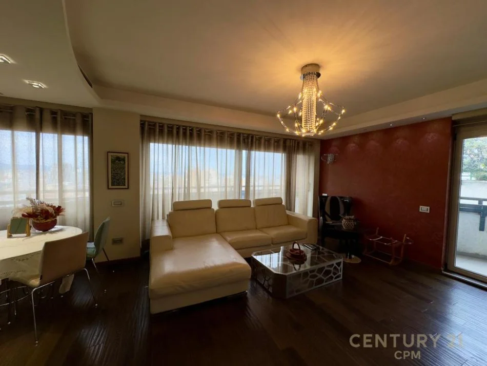 Tirane, shitet apartament 3+1+2+3 poste parkimi,Kati 10, 156 m² 387.000 € (Rruga Dibres, kompleksi Halili)