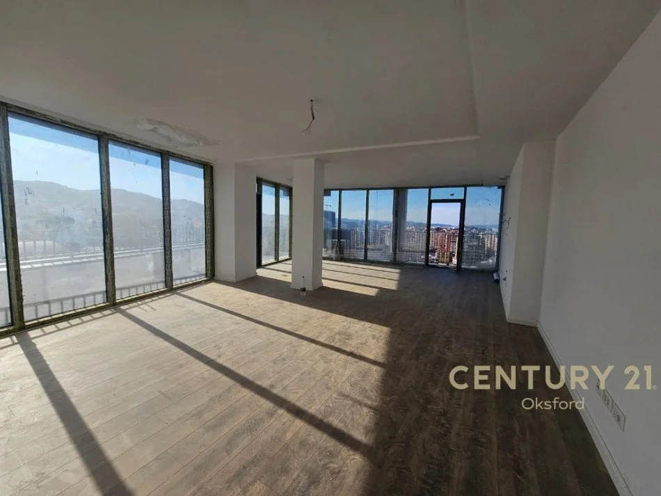 Tirane, shitet apartament 3+1+Aneks+Ballkon Kati 12, 213 m² 700.000 € (Lake View)