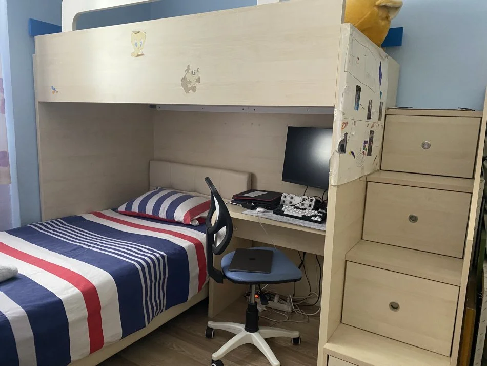 Tirane, shes Krevat per femije