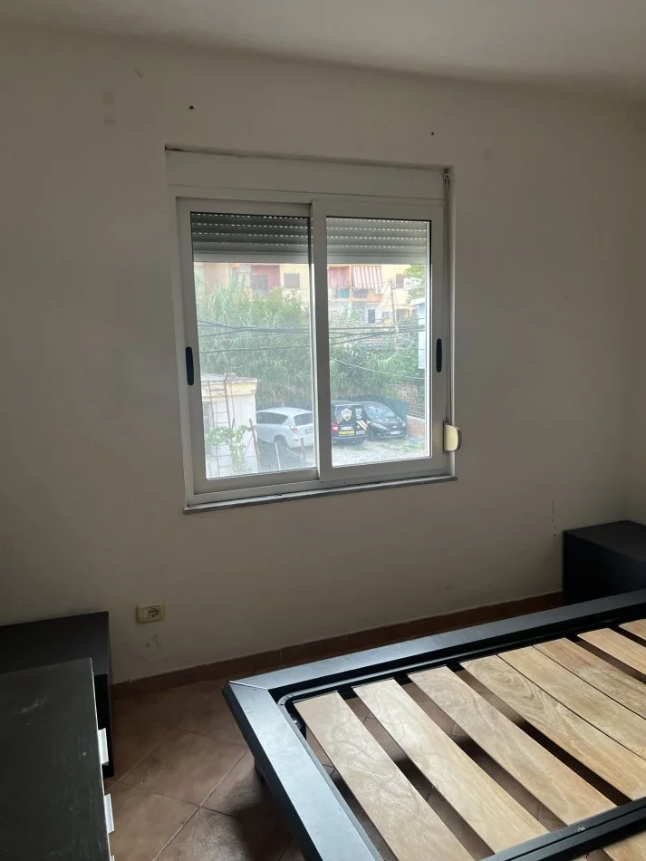 Durres, jepet me qera apartament 1+1 Kati 2, 70 m² 250 € 