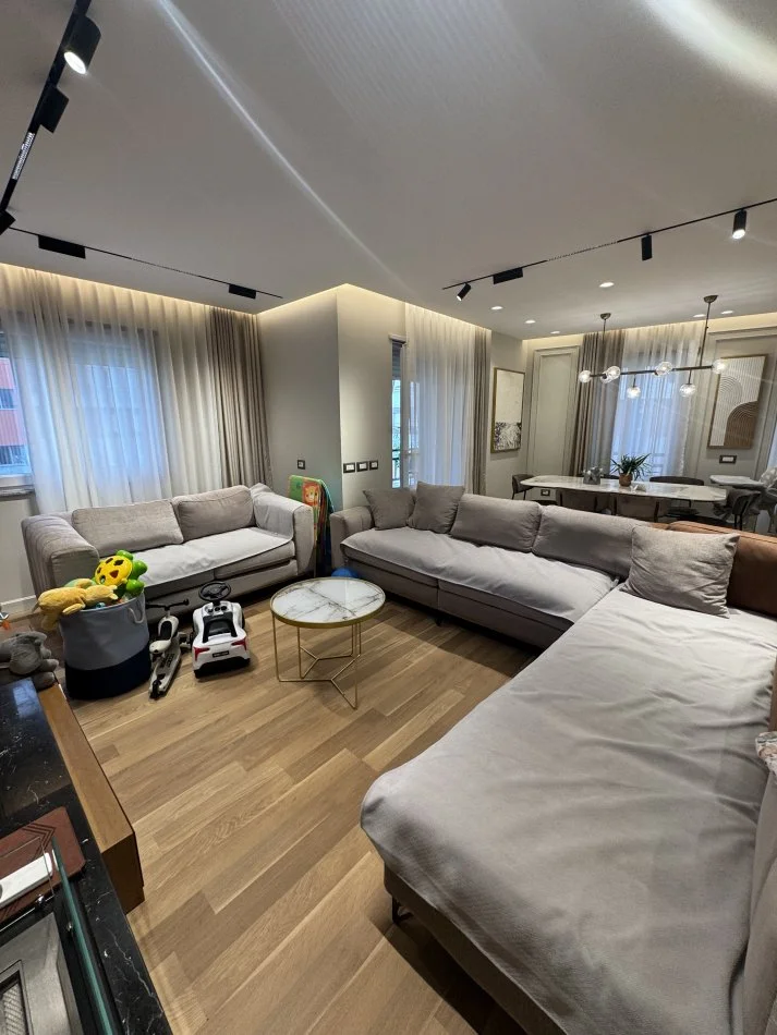 Tirane, shitet apartament duplex 2 Katshe Kati 1, 140 m² 240.000 € 