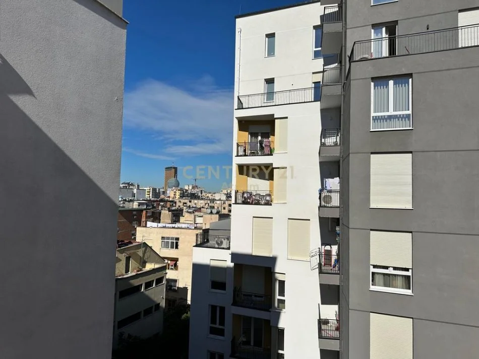 Tirane, jepet me qera apartament 1+1 Kati 4, 70 m² 600 € 