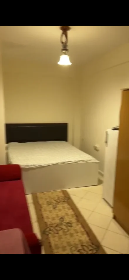 Garsoniere 200 € (Rruga Jordan Misja)