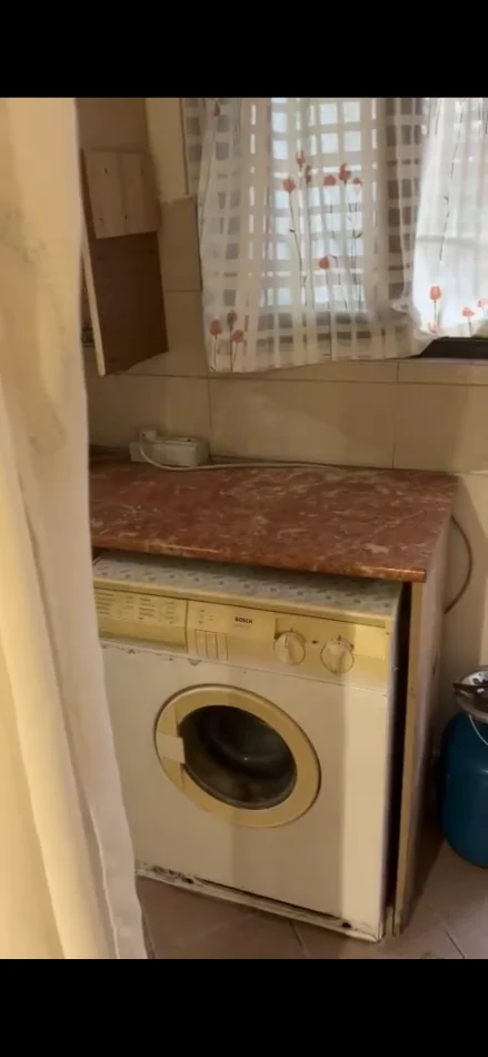 Garsoniere 200 € (Rruga Jordan Misja)