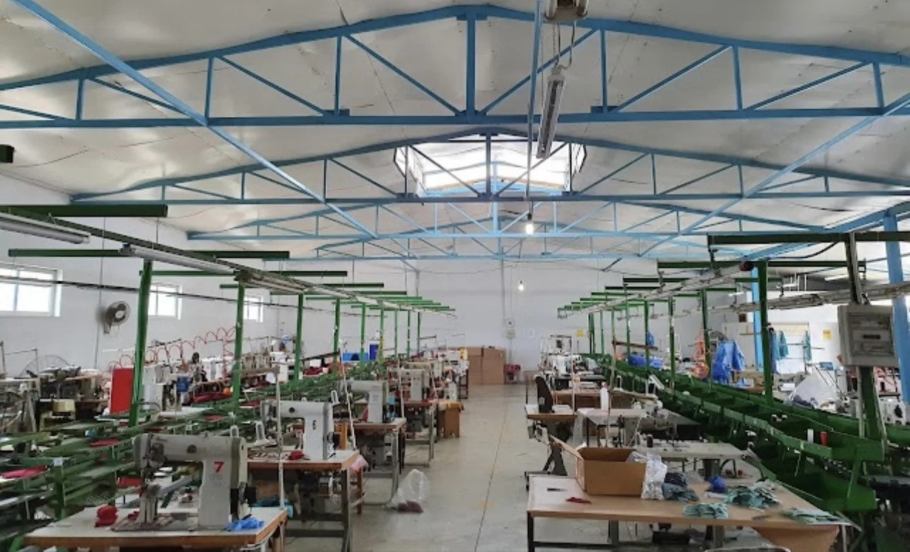 Shiten 2 magazina  ne Fush Kruje 600 m2  260.000 euro