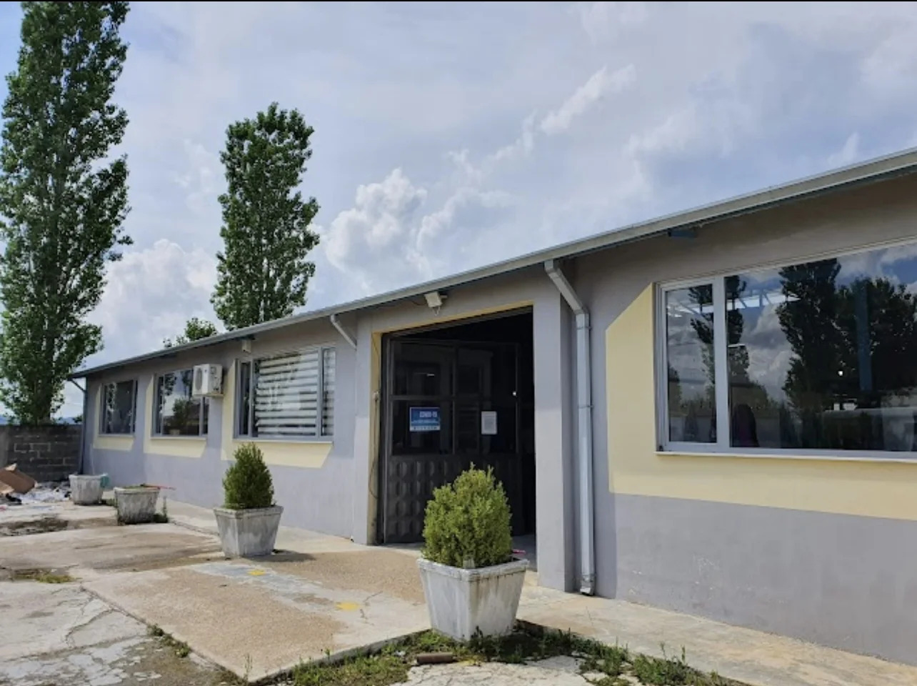 Shiten 2 magazina  ne Fush Kruje 600 m2  260.000 euro