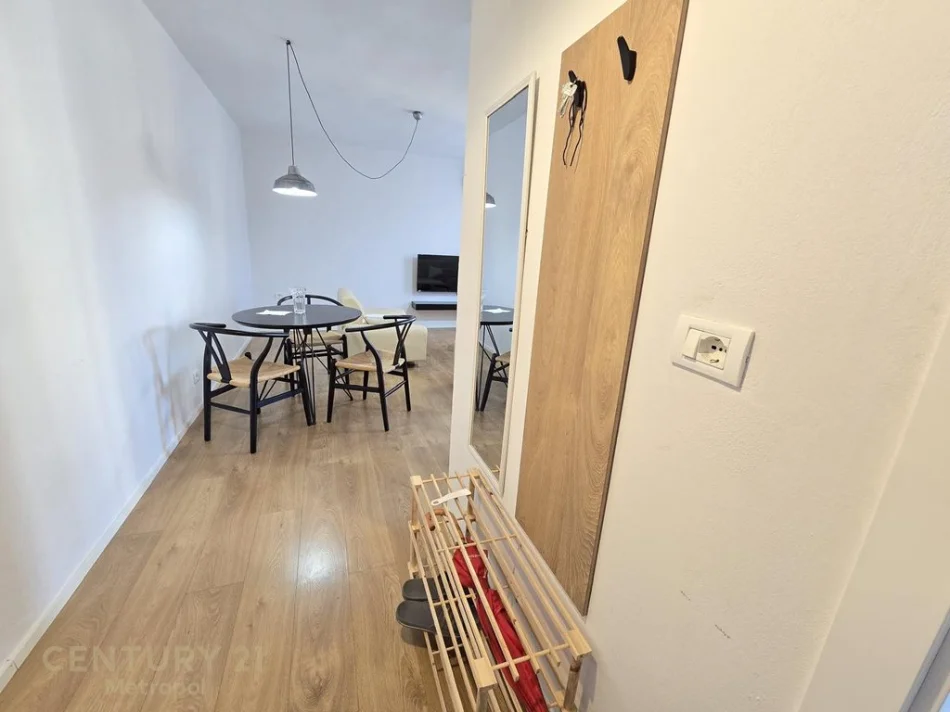 Tirane, jepet me qera apartament 1+1 Kati 5, 65 m² 600 € (Shkolla e Baletit)