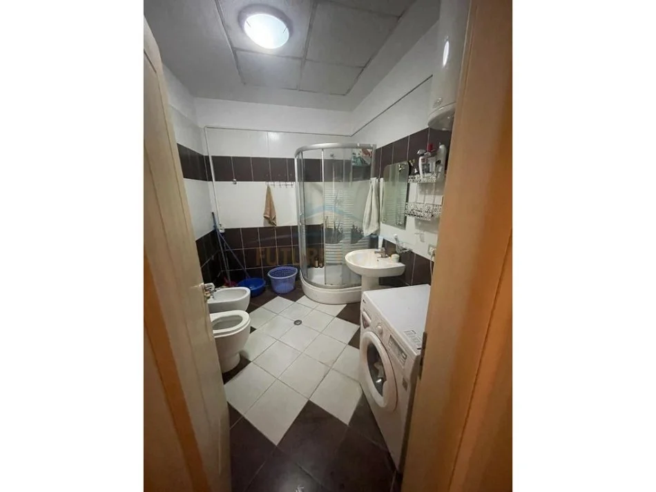 Shqiperi, shitet apartament 2+1+Ballkon Kati 6, 117 m² 240.000 € (Pran Hilton)