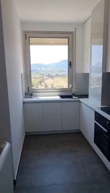 Tirane, jepet me qera apartament 1+1+Ballkon Kati 4, 1.200 € (Liqueni Artifical)