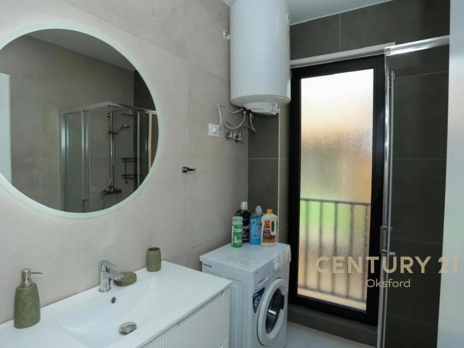 Tirane, shes apartament 1+1 Kati 1, 70 m² 175.000 € (siri kodra)