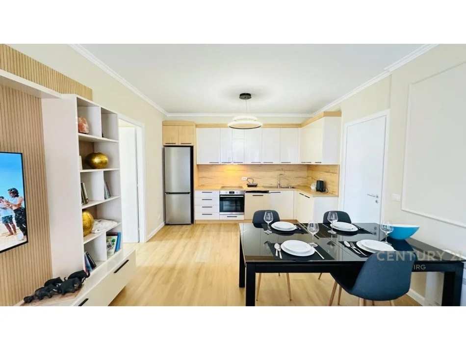 Tirane, shitet apartament 3+1+Ballkon Kati 5, 101 m² 350.000 € (Rruga Bogdaneve)