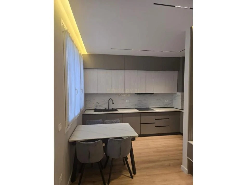 Tirane, shitet apartament 2+1+Aneks+Ballkon Kati 6, 106 m² 240.000 € (River Rezidenc)