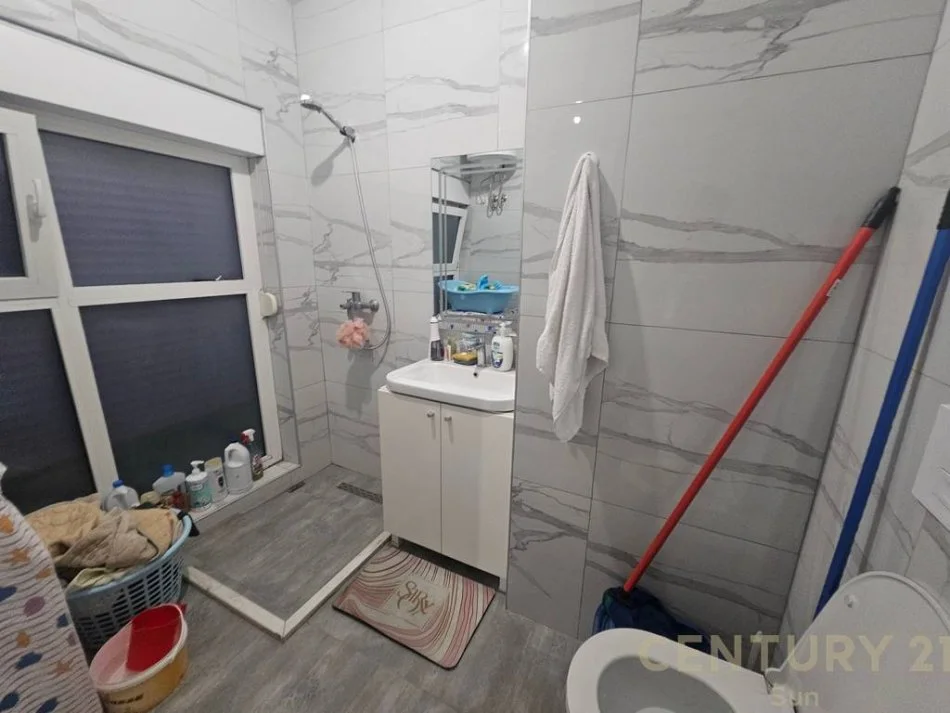 Tirane, shitet apartament 1+1 Kati 7, 66 m² 106.000 € (Mangalem 21)