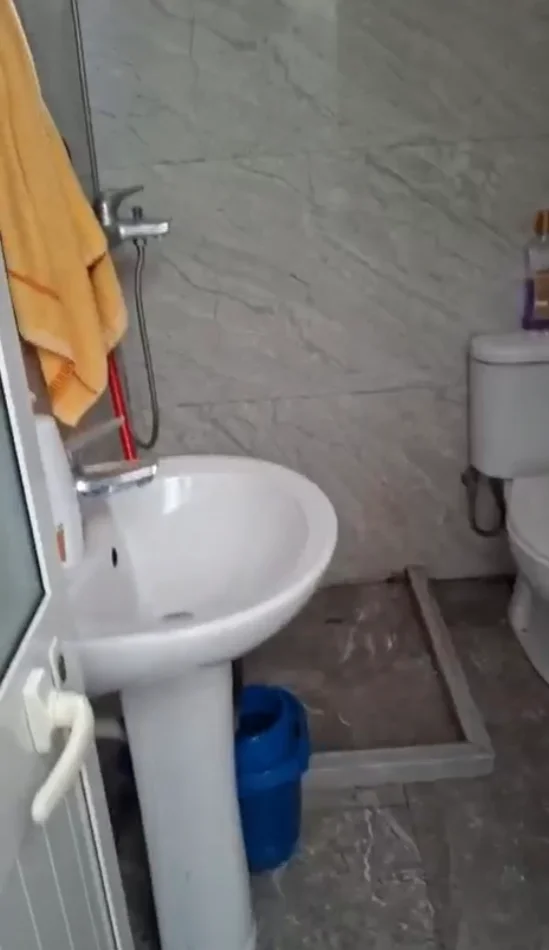 Tirane, jepet me qera garsonier Kati 1, 35 m² 320 € (Ferit Xhajko ,Ish Restorant Durresi)
