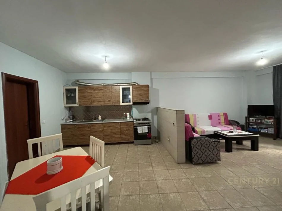 Tirane, shitet apartament 1+1 Kati 6, 78 m² 120.000 € (Astir)