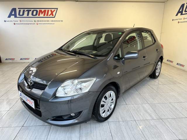 Tirane, shes makine Toyota auris Viti 2008, 5.800 Euro