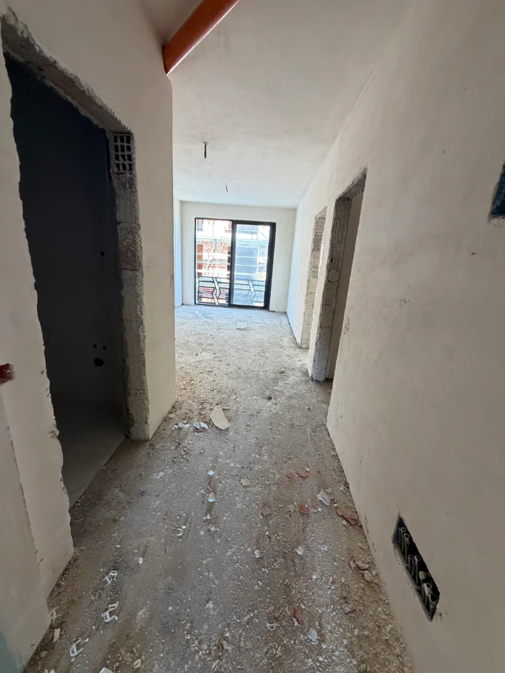 Durres, shitet apartament 2+1+Ballkon Kati 3, 60 m² 72.000 € (Mali robit golem)