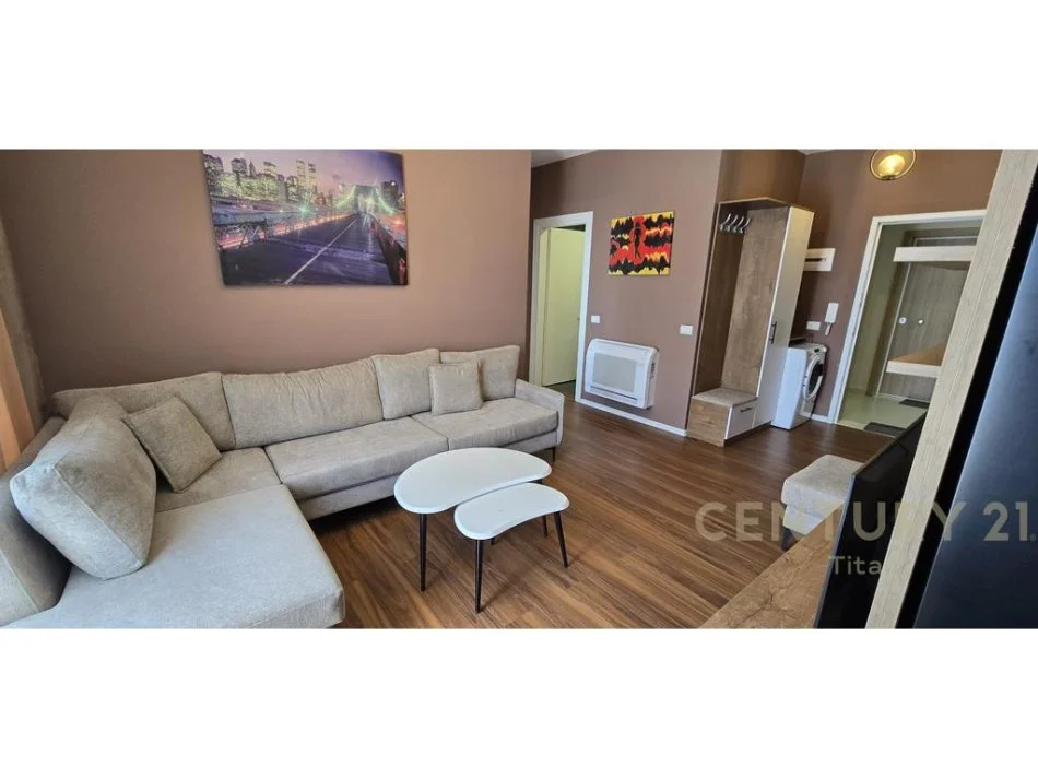 Tirane, jepet me qera apartament 2+1 Kati 9, 90 m² 650 € (Fiori di Bosco)