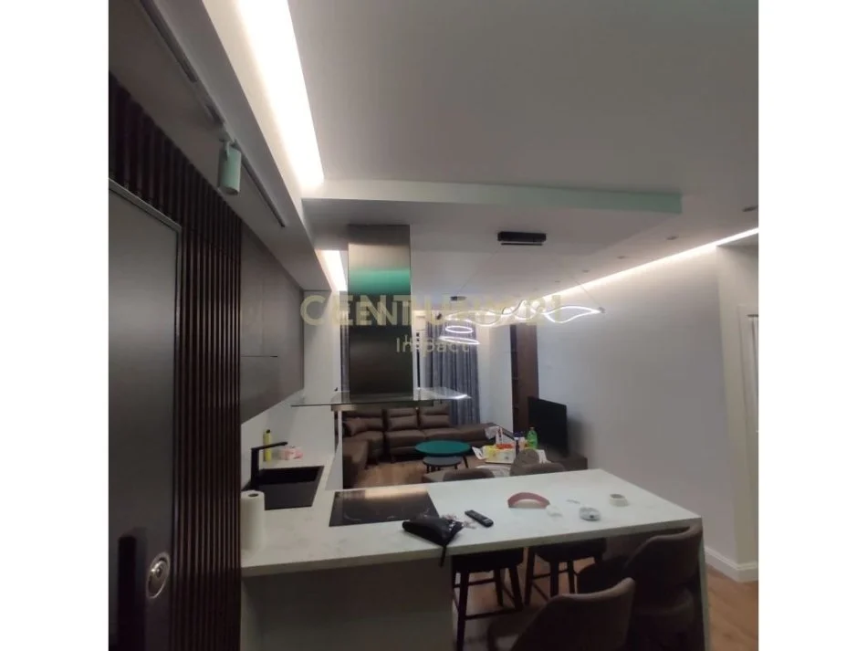 Tirane, jepet me qera apartament 1+1 Kati 2, 70 m² 550 € (Astir)