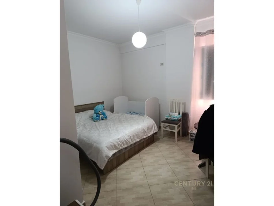 Tirane, shitet apartament 1+1 Kati 1, 80 m² 130.000 € (Xhanfize Keko)