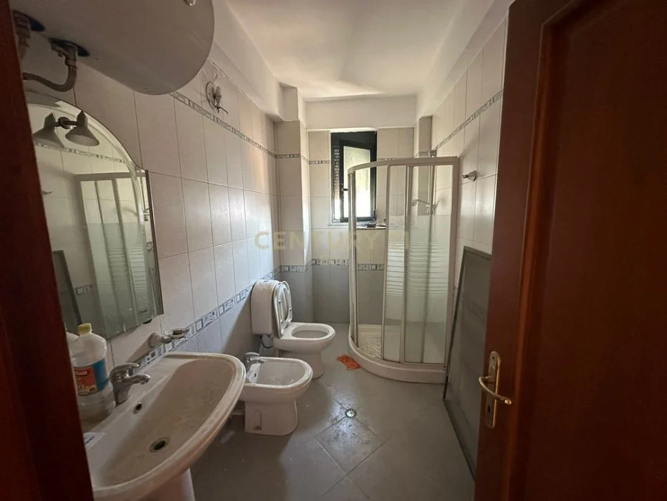 Durres, shitet apartament 1+1 Kati 6, 64 m² 75.000 € (Drejtoria e Policise)