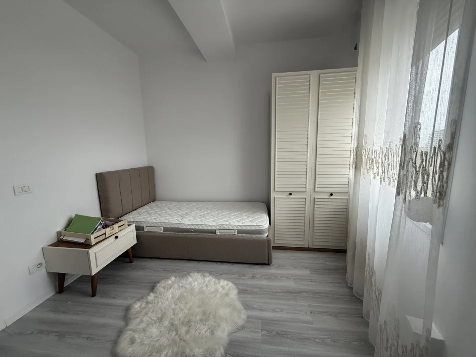 Tirane, shes apartament 3+1+Ballkon Kati 4, 141 m² 335.000 € 