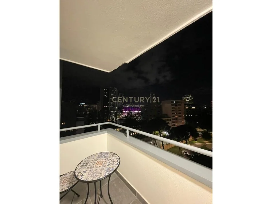 Tirane, jepet me qera apartament 2+1 Kati 8, 110 m² 1.200 € (Ambasada Amerikane)