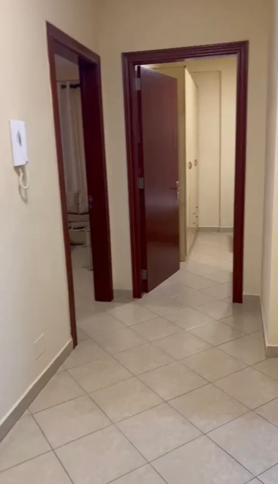 Tirane, jepet me qera apartament 1+1 Kati 5, 65 m² 450 € (Globe rruga Stavri Themeli)