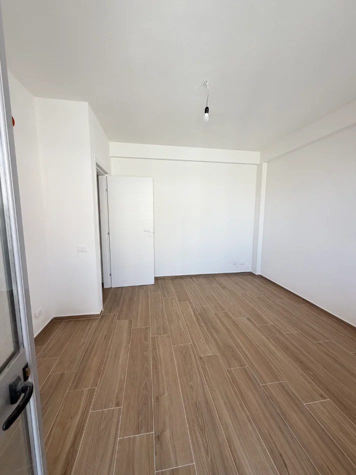Durres, shitet apartament 1+1+Ballkon Kati 2, 58 m² 82.000 € 