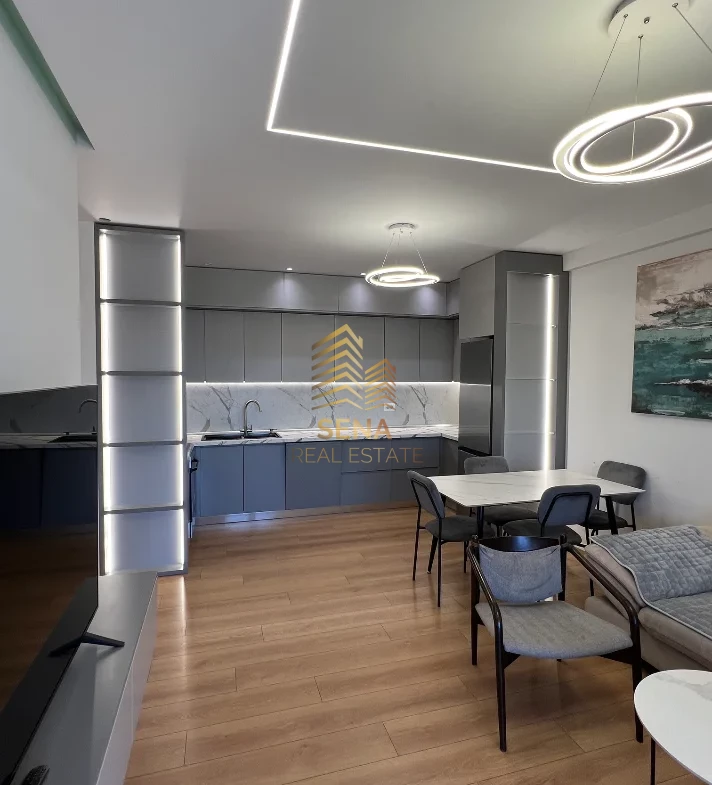 Tirane, jepet me qera apartament 2+1+Ballkon Kati 9, 95 m² 750 € (5 Maji)