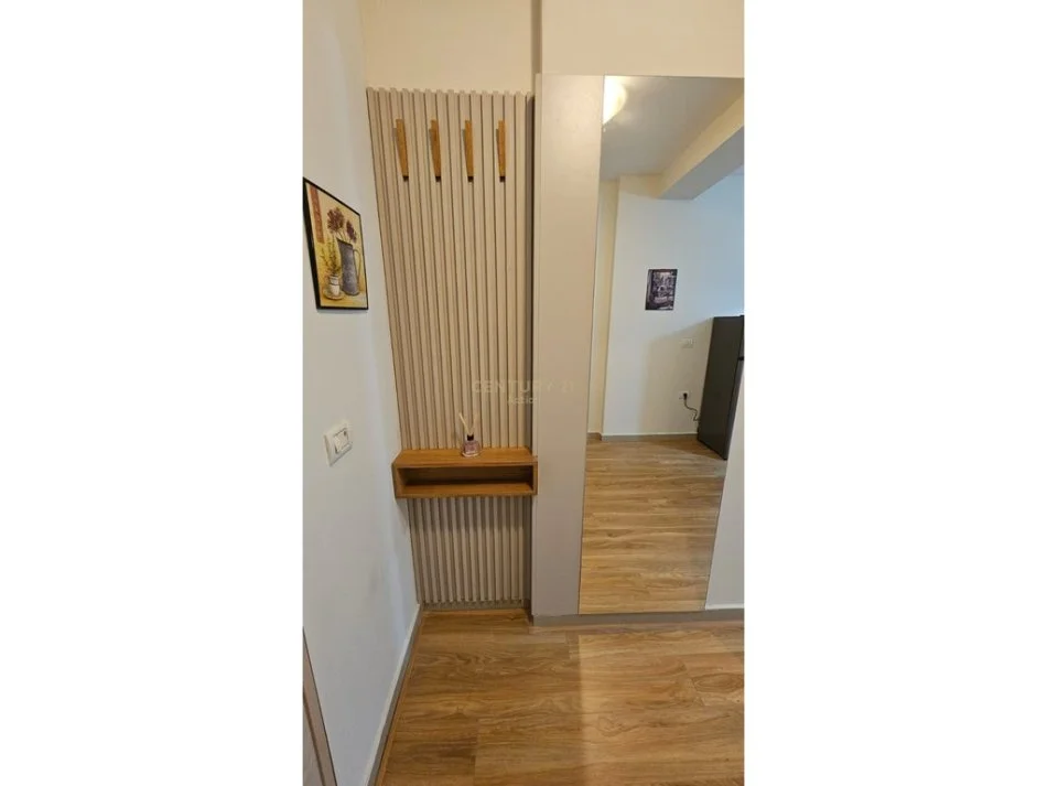 Tirane, jepet me qera apartament 2+1 Kati 1, 64 m² 650 € 
